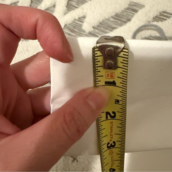 Bundle Of 2 Apple White Paper Shopping Bags + 4 Apple Stickers Decal NEW - Picture 6 of 6